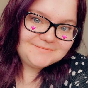 Meet your Posher, Makayla